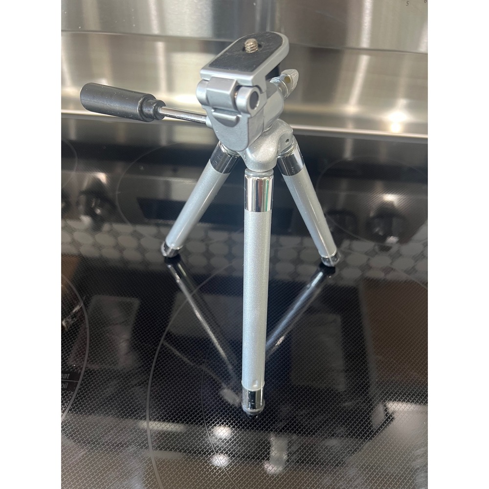 Silver Aluminum Tabletop Mini‎ Tripod with 3-Way Pan Head and Handle